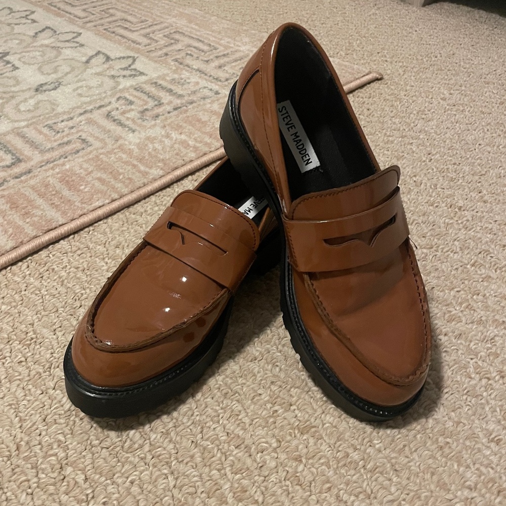 Steve Madden Brown Patent Leather Loafer